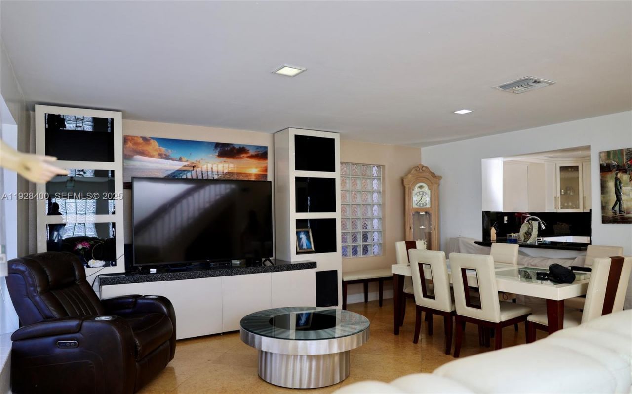 11049 SW 152nd Ct , Miami, FL 33196 Photo