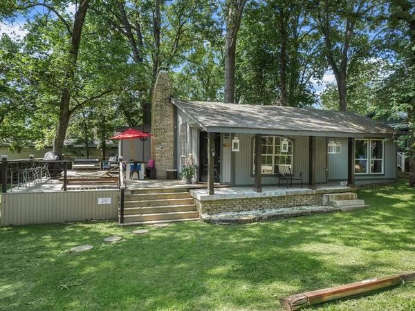 624 Apache Trail, Tool, TX 75143