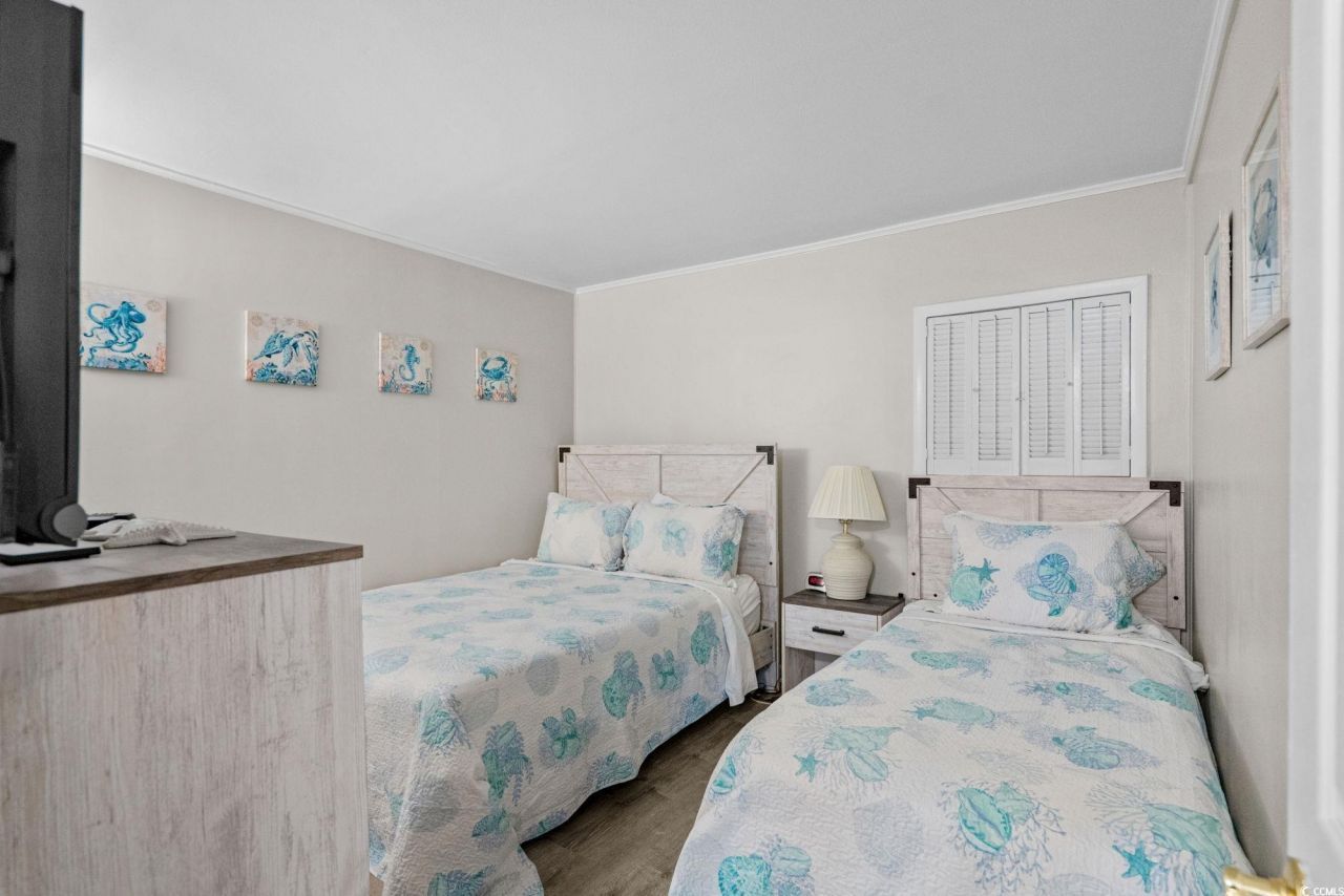 9501 Shore Dr. Photo 21