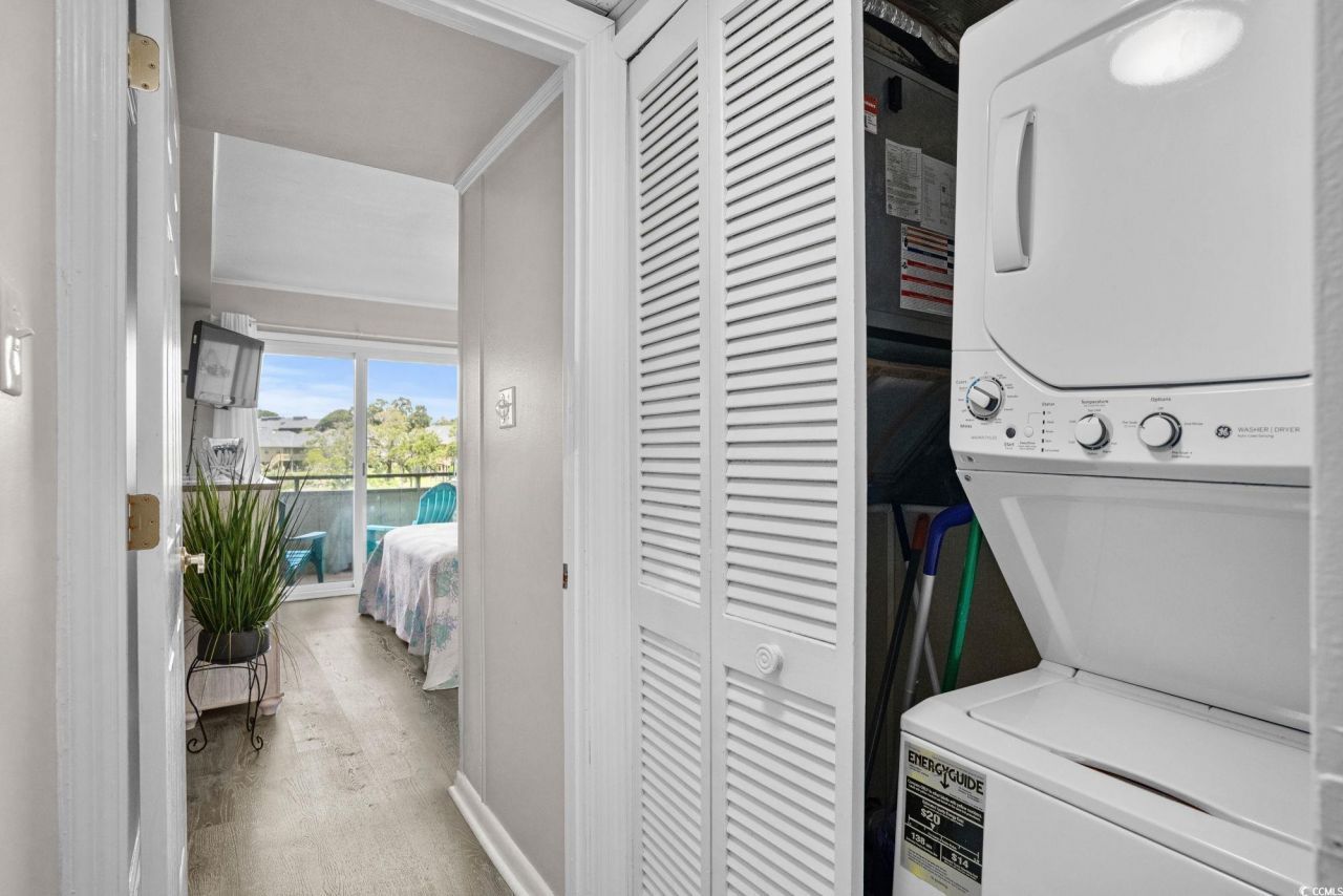 9501 Shore Dr. Photo 23