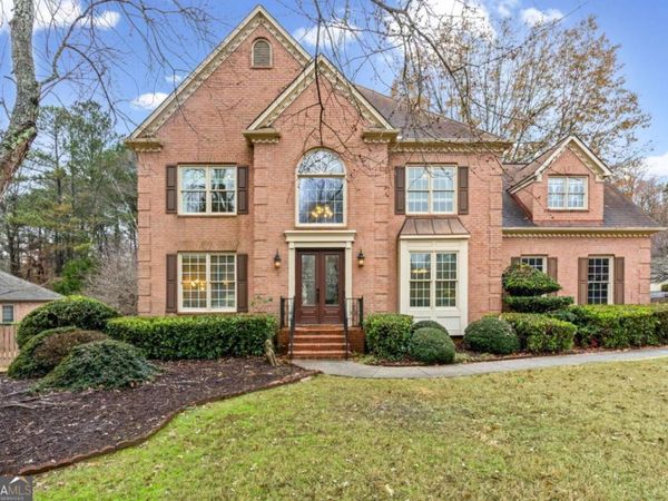 7260 Fawn Lake Drive, Alpharetta, GA 30005