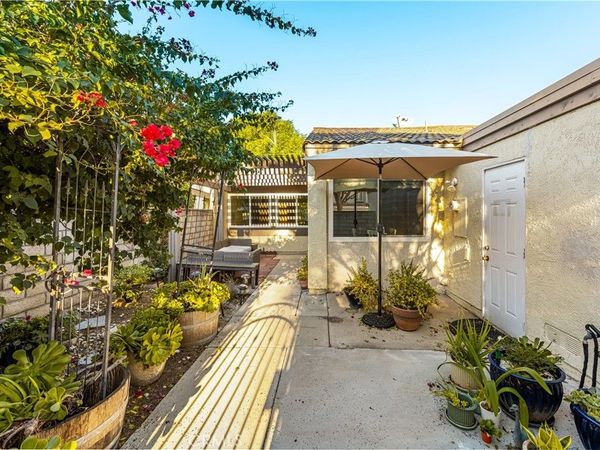 5573 E Vista Del Rio, Anaheim Hills, CA 92807