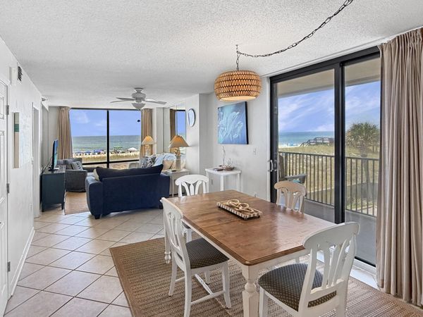 8245 Gulf Boulevard, Unit APT 109, Navarre, FL 32566
