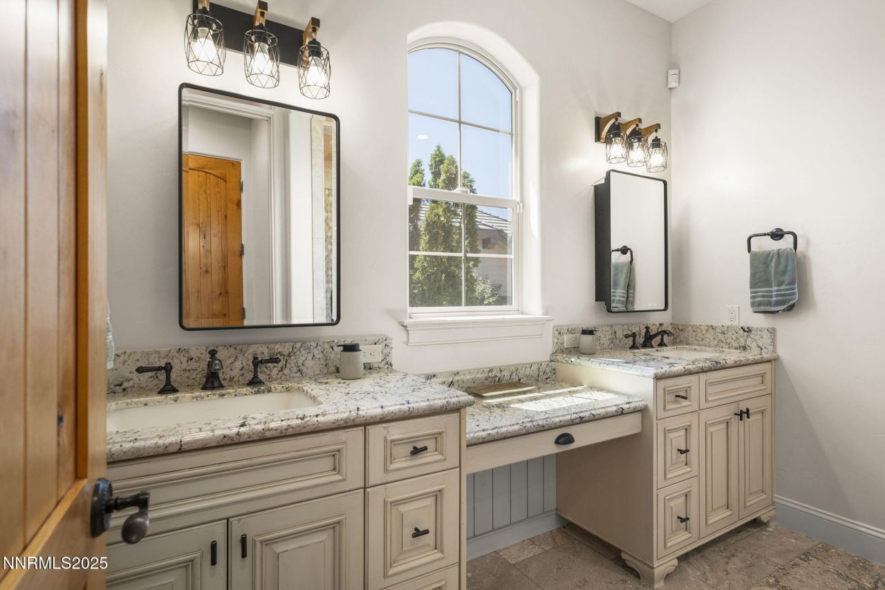 14220 Eagle Springs Court, Reno, NV 89511 Photo