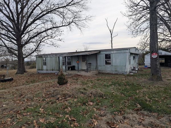 340 6th Street , Taneyville, MO 65759