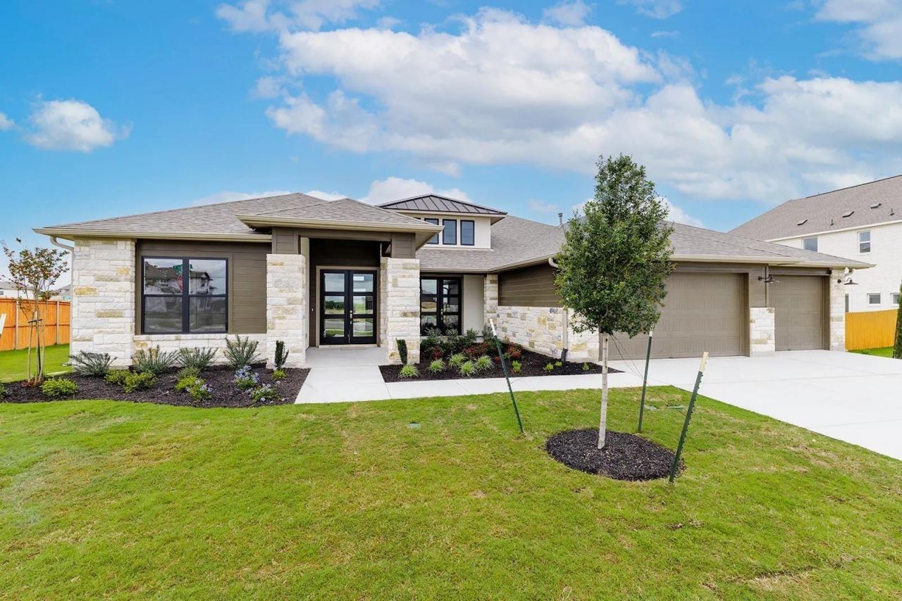 201 Clancy Dr, Liberty Hill, TX 78642 Main Photo
