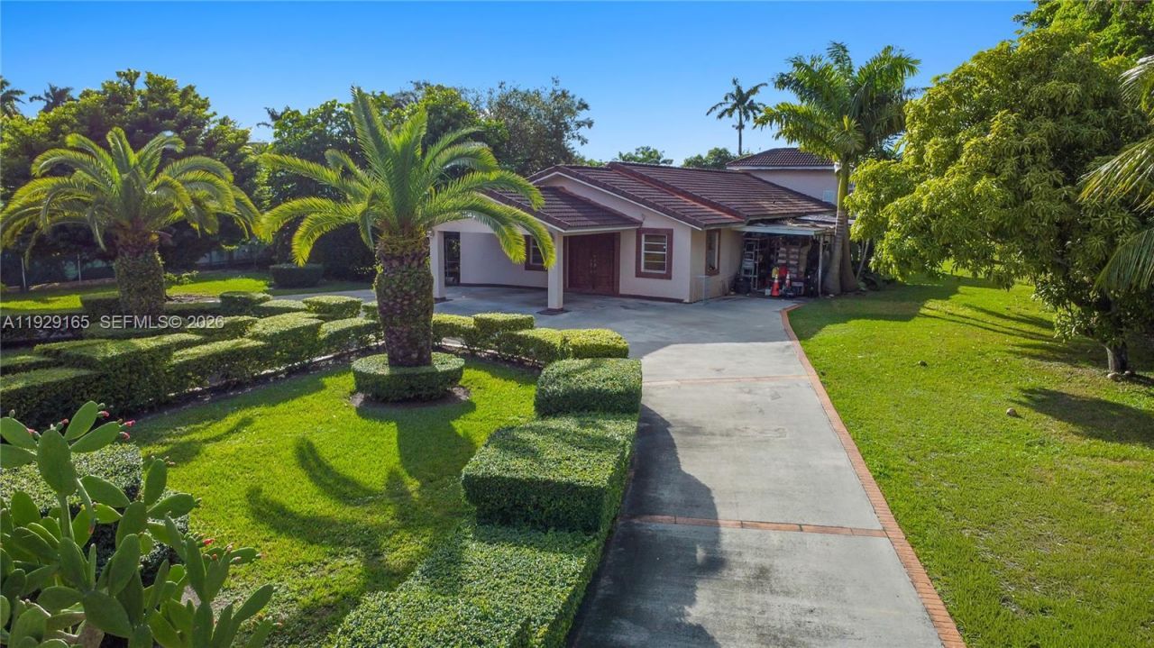 300 SW 123rd Ave, Miami, FL 33184 Photo