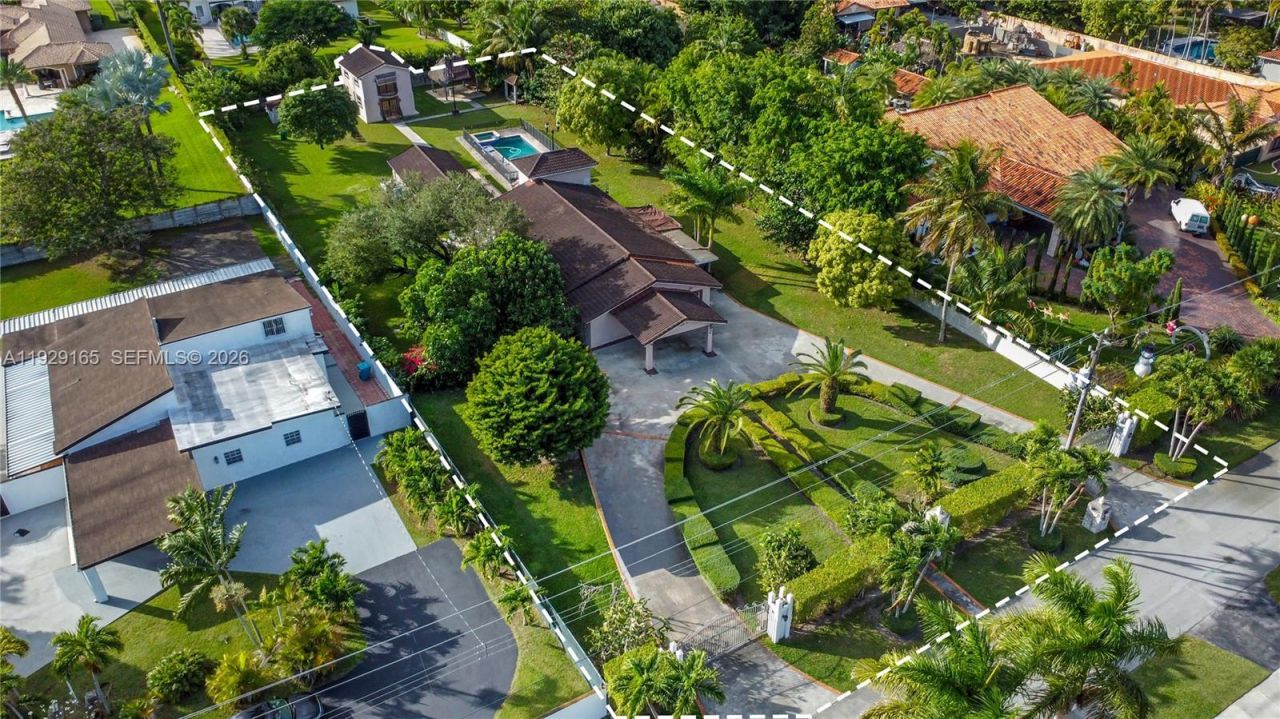 300 SW 123rd Ave, Miami, FL 33184 Photo