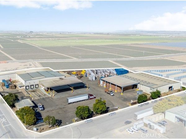 1317 W Stowell Road, Santa Maria, CA 93458