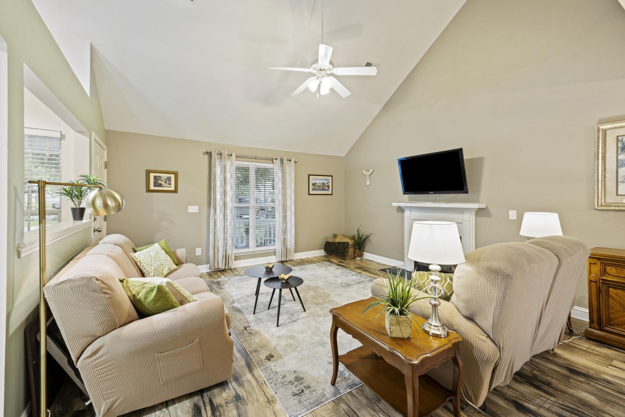 5349 Deep Blue Lane Photo 7