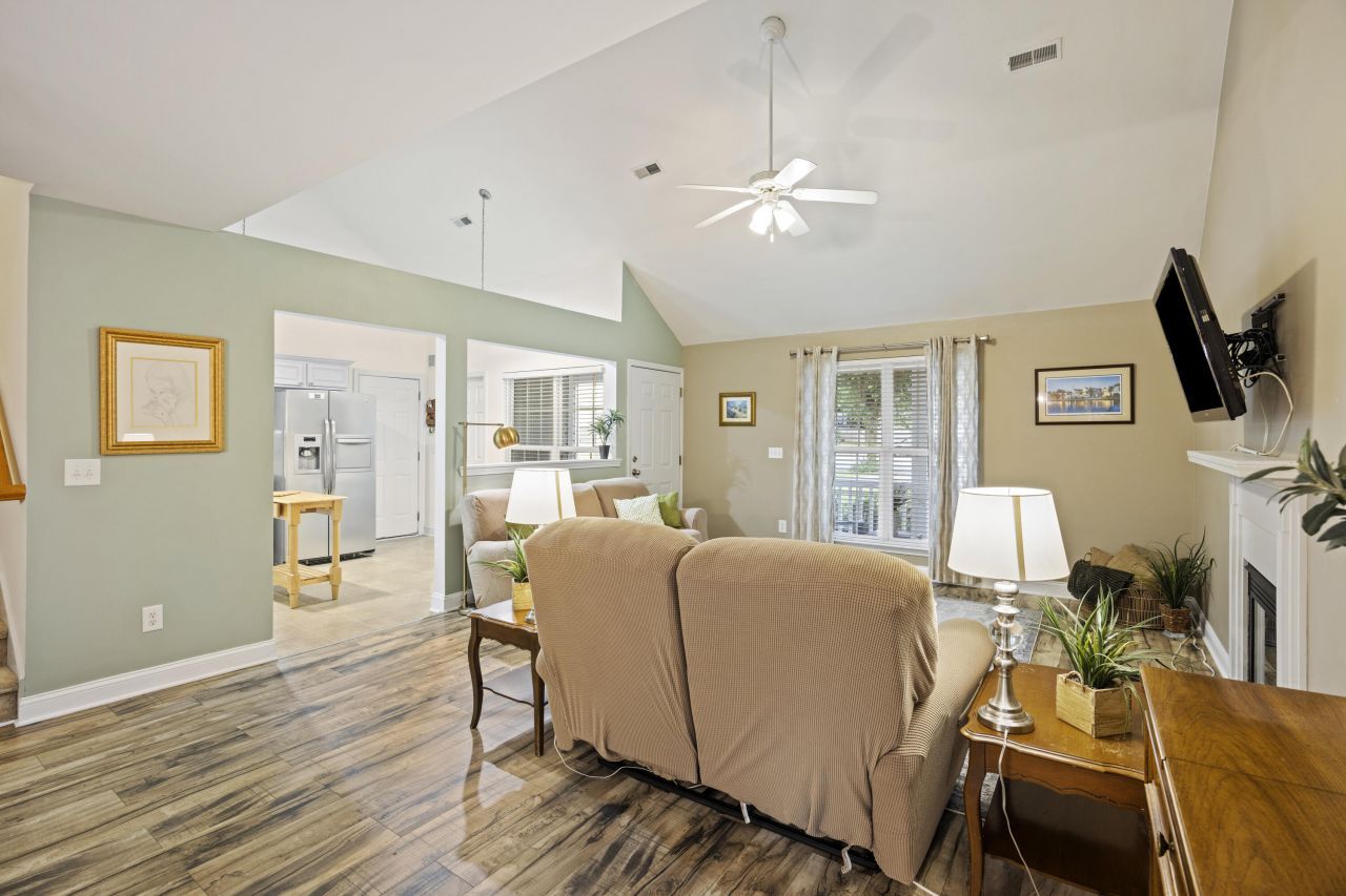 5349 Deep Blue Lane Photo 8