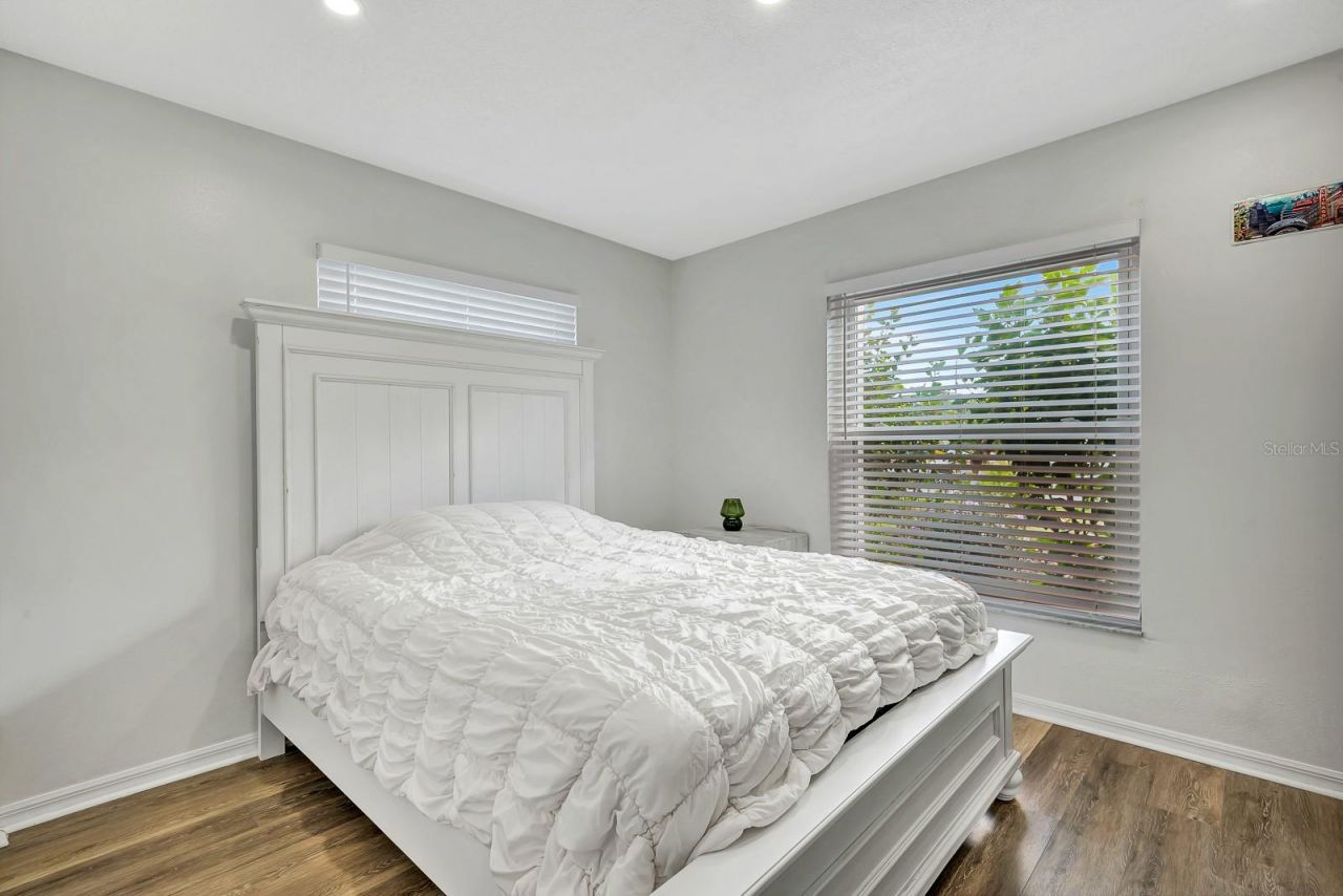 5304 72nd Street E, Bradenton, FL 34203 Photo