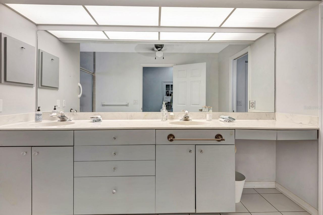 5304 72nd Street E, Bradenton, FL 34203 Photo