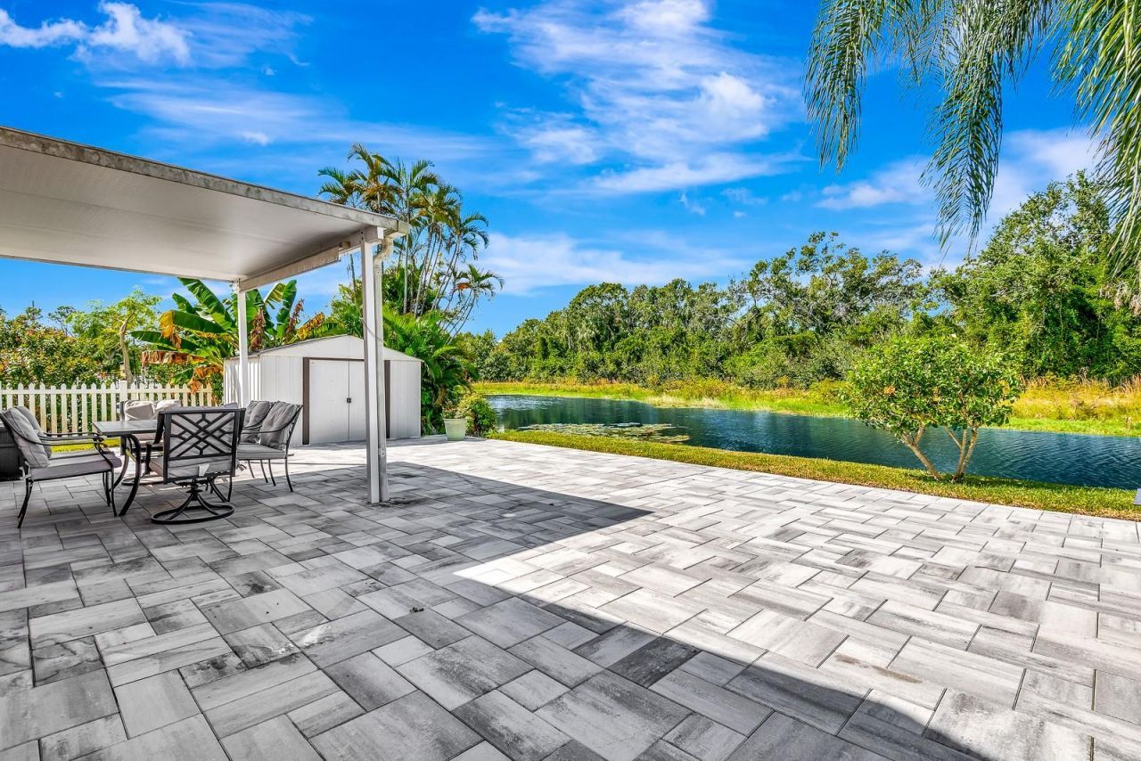 5304 72nd Street E, Bradenton, FL 34203 Photo