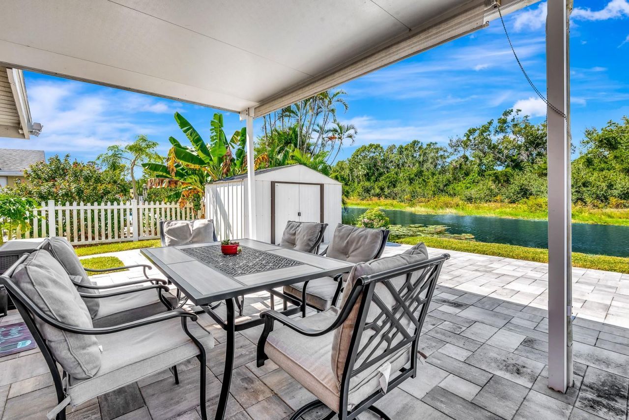 5304 72nd Street E, Bradenton, FL 34203 Photo