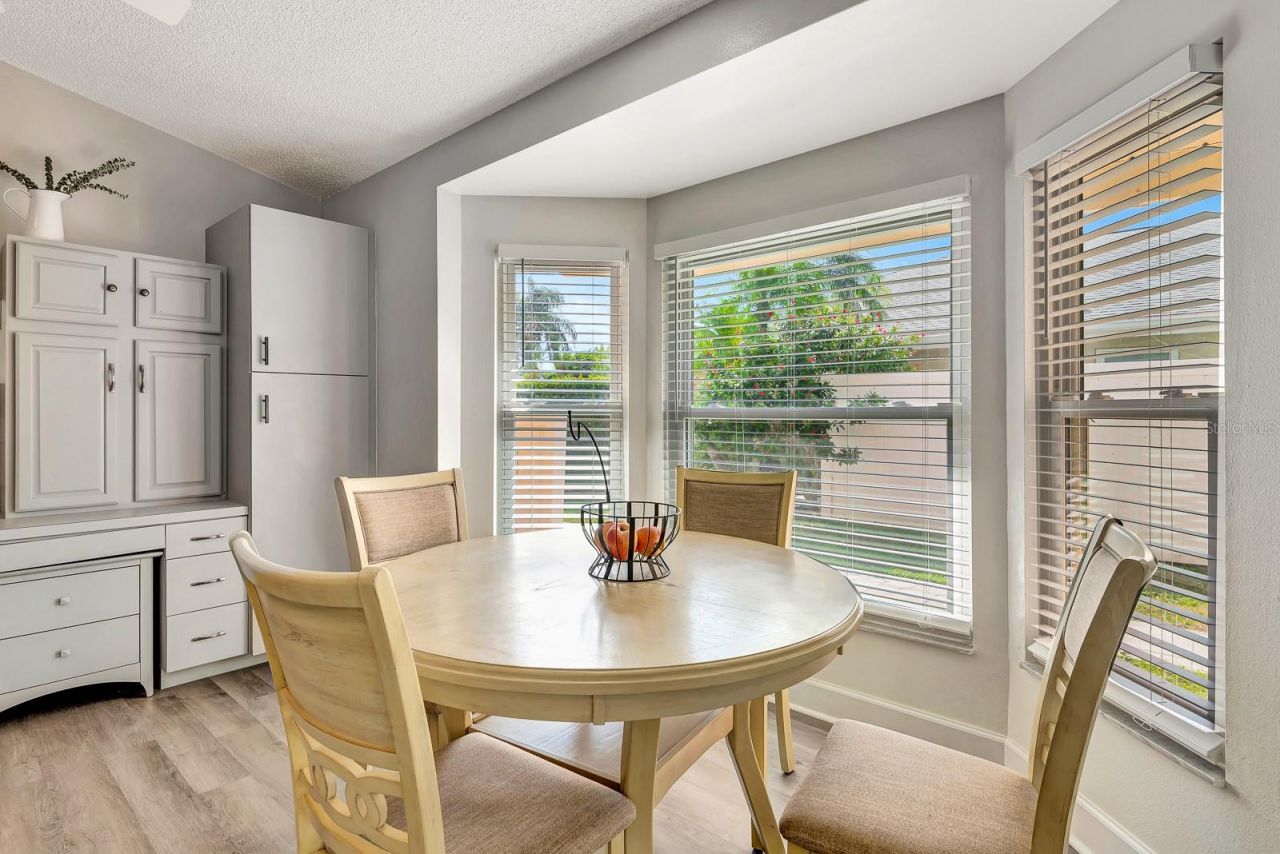 5304 72nd Street E, Bradenton, FL 34203 Photo