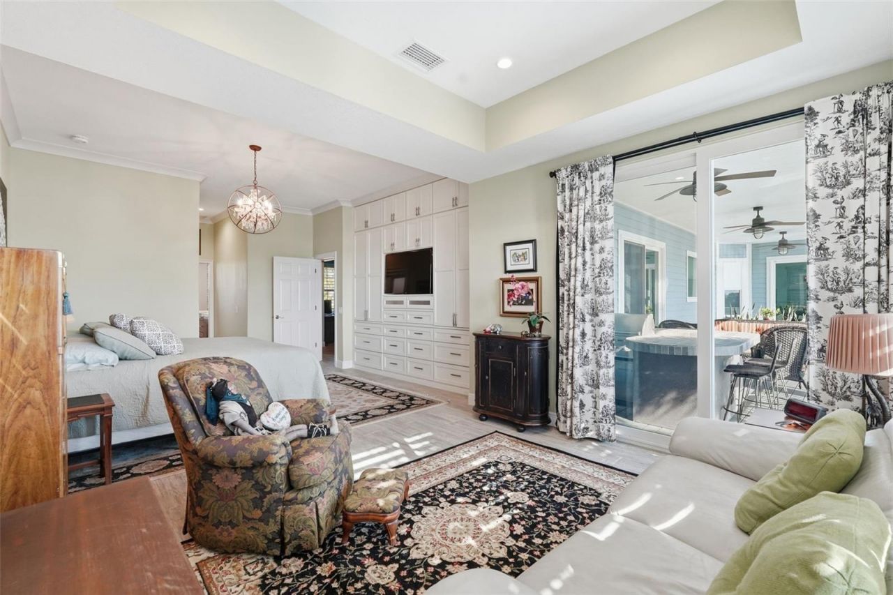 401 Harbor Drive, Belleair Beach, FL 33786 Photo