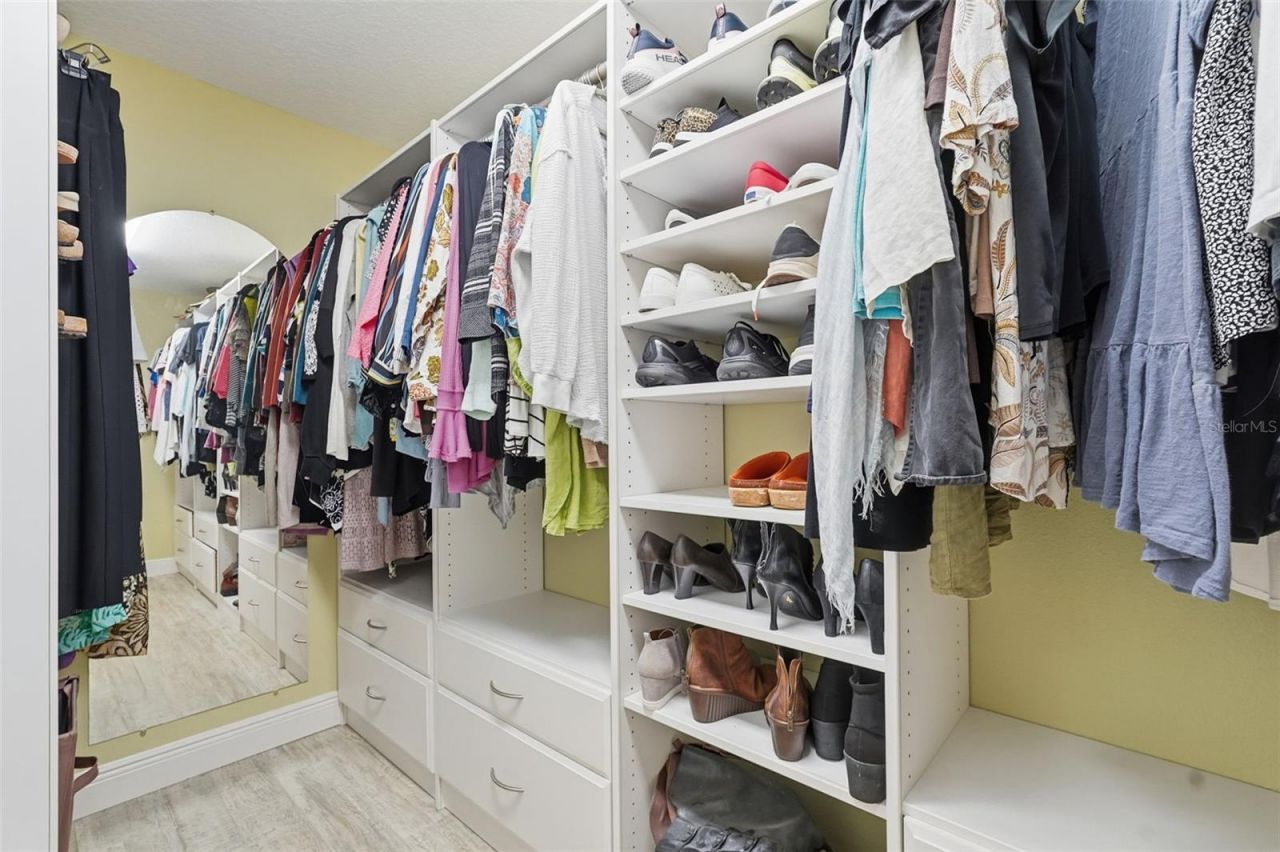 401 Harbor Drive, Belleair Beach, FL 33786 Photo