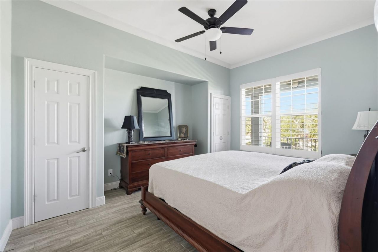 401 Harbor Drive, Belleair Beach, FL 33786 Photo