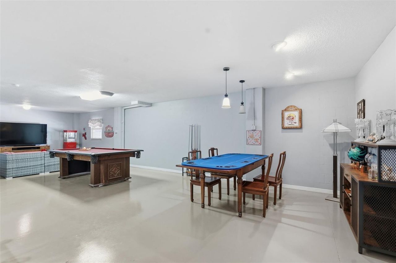 401 Harbor Drive, Belleair Beach, FL 33786 Photo