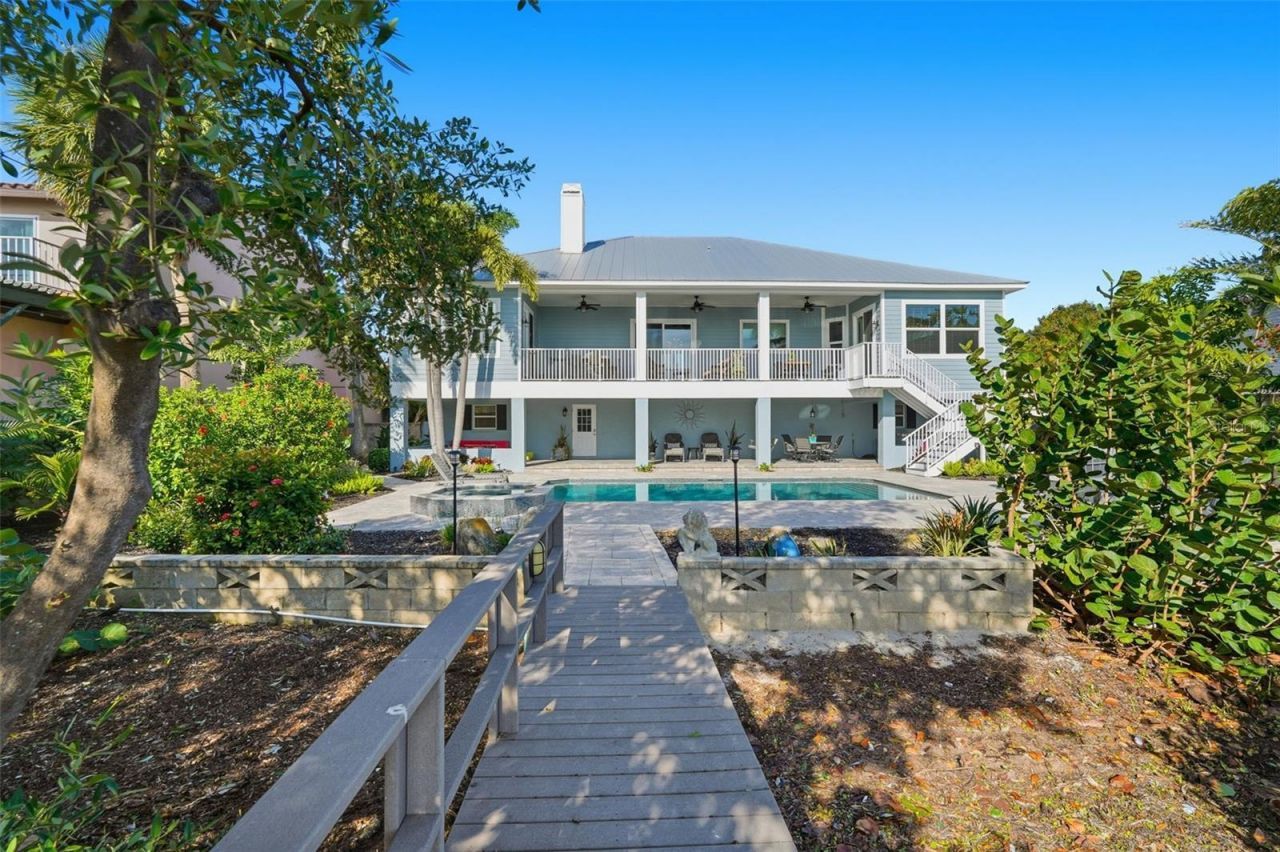 401 Harbor Drive, Belleair Beach, FL 33786 Photo