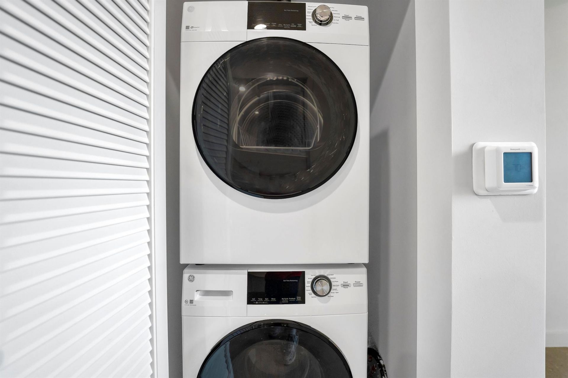 11 NE 6th Street, Unit 2201, Miami, FL 33132 Photo