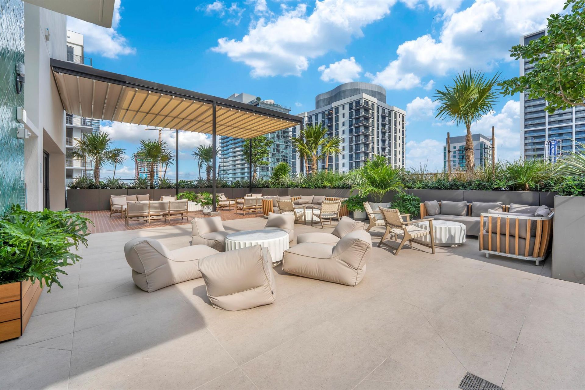 11 NE 6th Street, Unit 2201, Miami, FL 33132 Photo