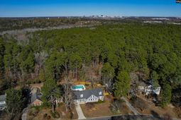 226 Tamwood Circle photo 4