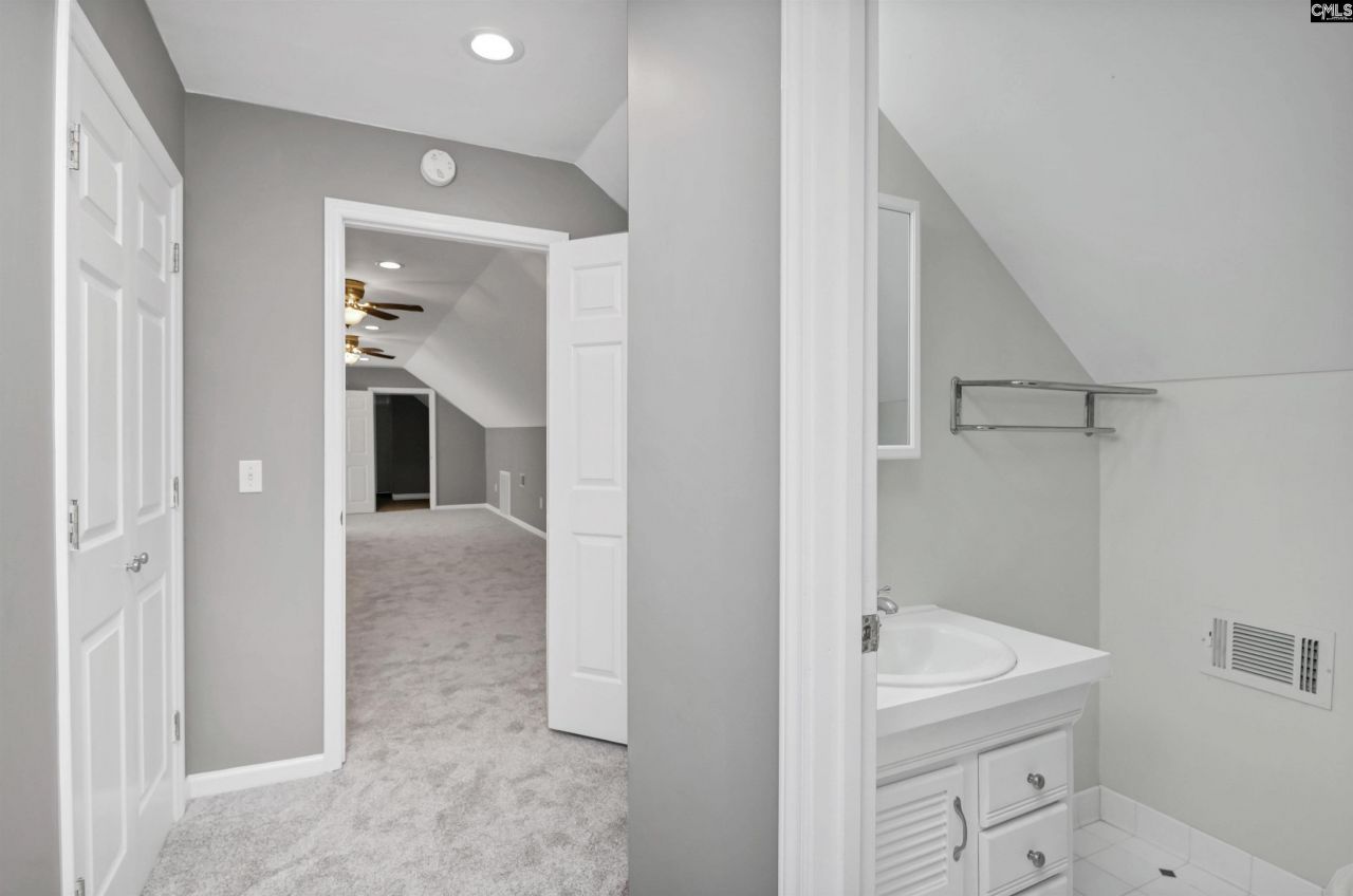 226 Tamwood Circle Photo 49