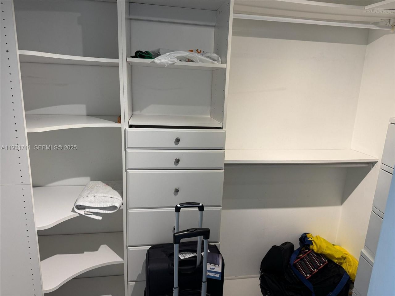 11930 N Bayshore Dr, Unit 1403, North Miami, FL 33181 Photo