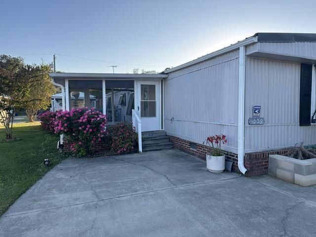 1009 Seaside Dr. Photo 32
