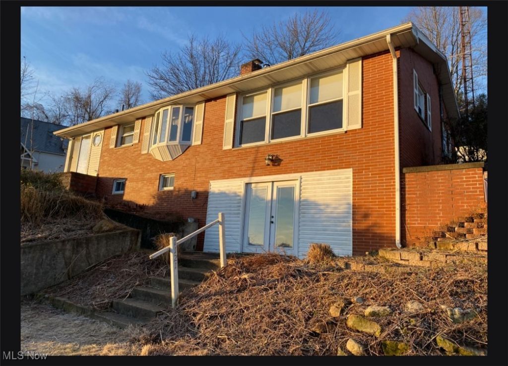 1121 Fiesta Road Sw, Dellroy, OH 44620 Main Photo