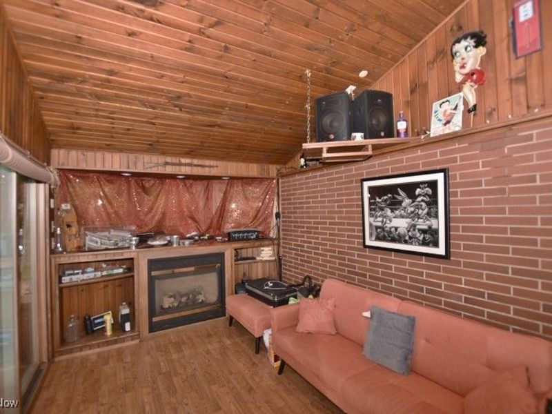 1121 Fiesta Road SW, Dellroy, OH 44620 Photo 16