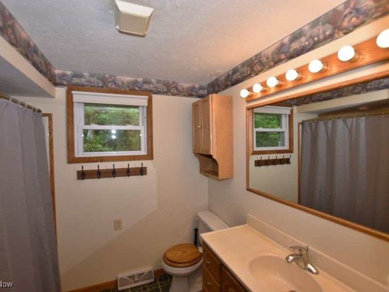 1121 Fiesta Road SW, Dellroy, OH 44620 Photo 20