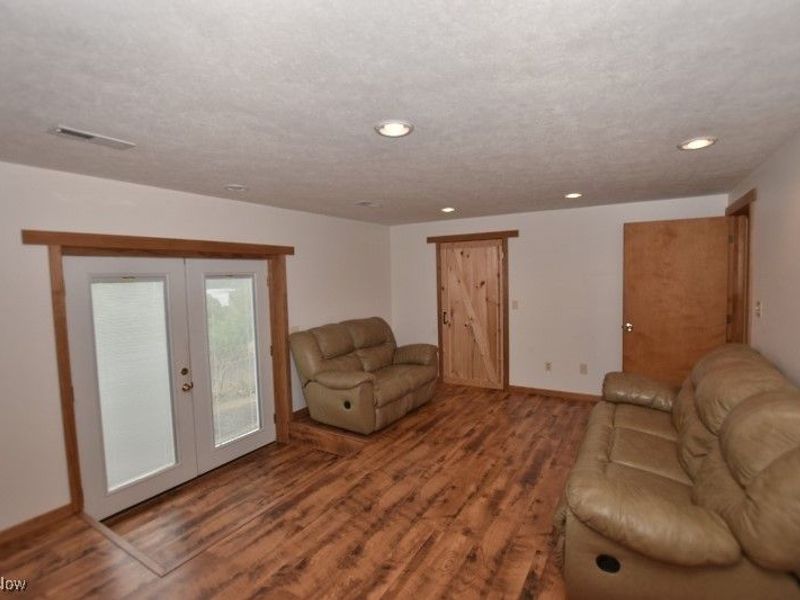 1121 Fiesta Road SW, Dellroy, OH 44620 Photo 22