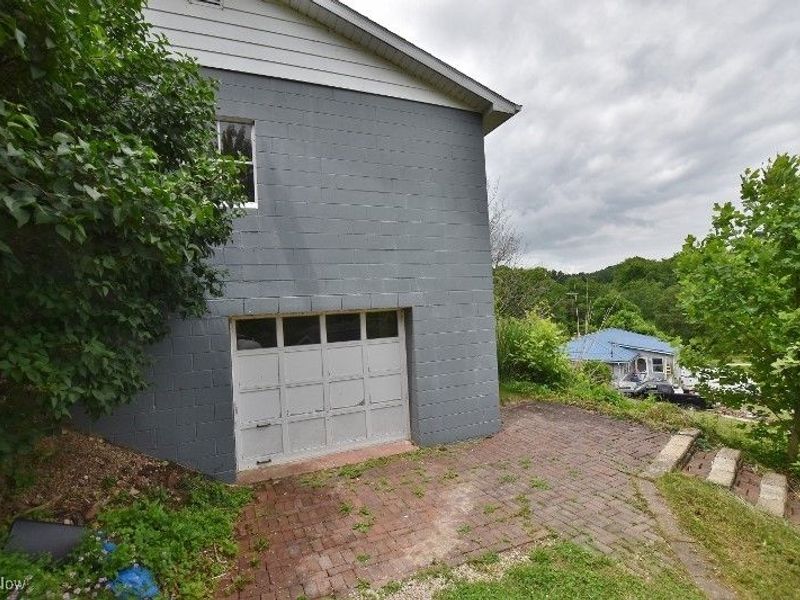 1121 Fiesta Road SW, Dellroy, OH 44620 Photo 27