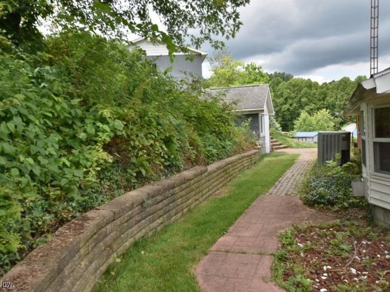 1121 Fiesta Road SW, Dellroy, OH 44620 Photo 37