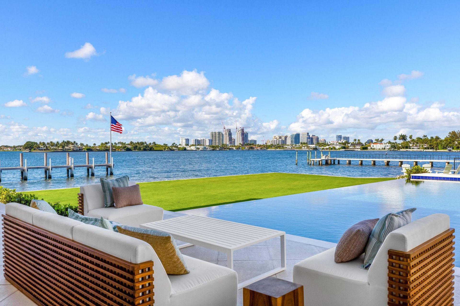 800 S County Road, Palm Beach, FL 33480 Photo