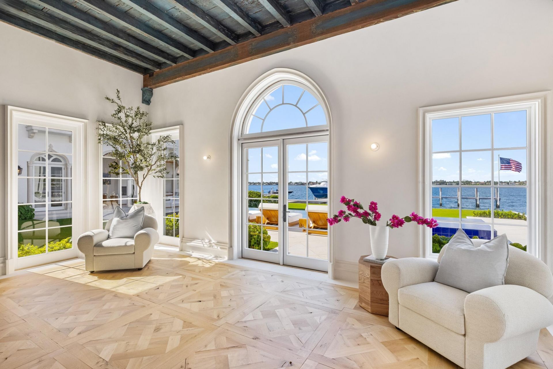 800 S County Road, Palm Beach, FL 33480 Photo