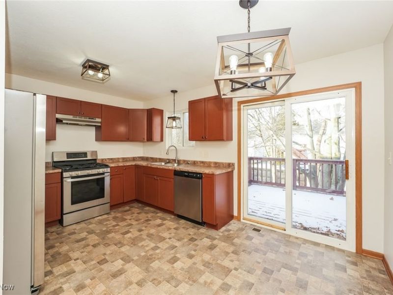 2789 Old Home Road, Akron, OH 44312 Photo 6