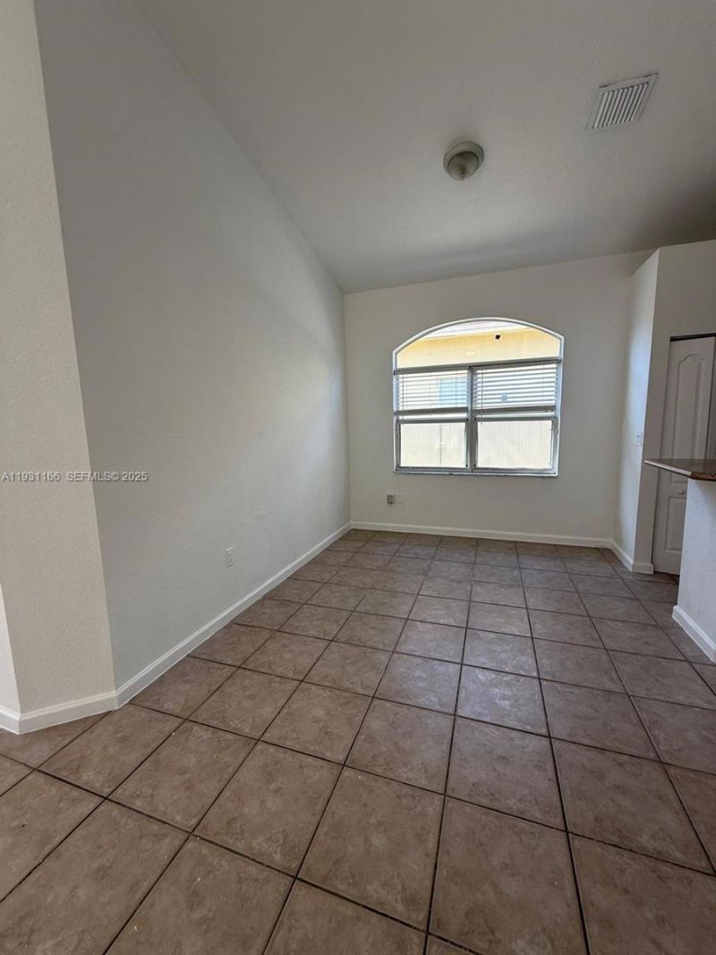 2221 NE 37th Ter, Homestead, FL 33033 Photo