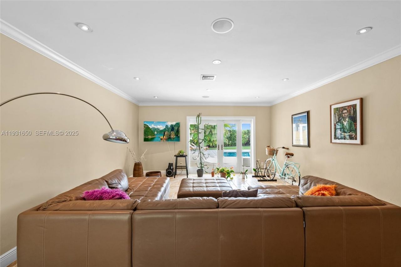 7360 SW 115th St, Pinecrest, FL 33156 Photo