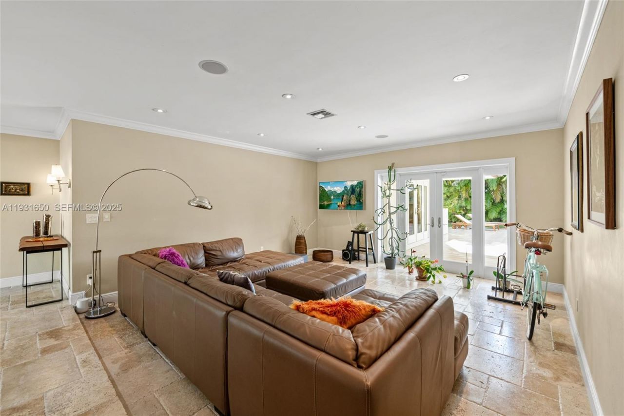 7360 SW 115th St, Pinecrest, FL 33156 Photo