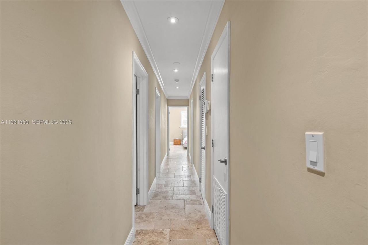 7360 SW 115th St, Pinecrest, FL 33156 Photo