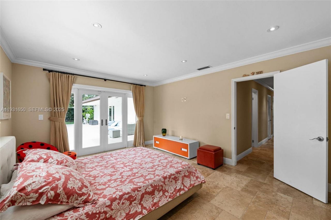 7360 SW 115th St, Pinecrest, FL 33156 Photo