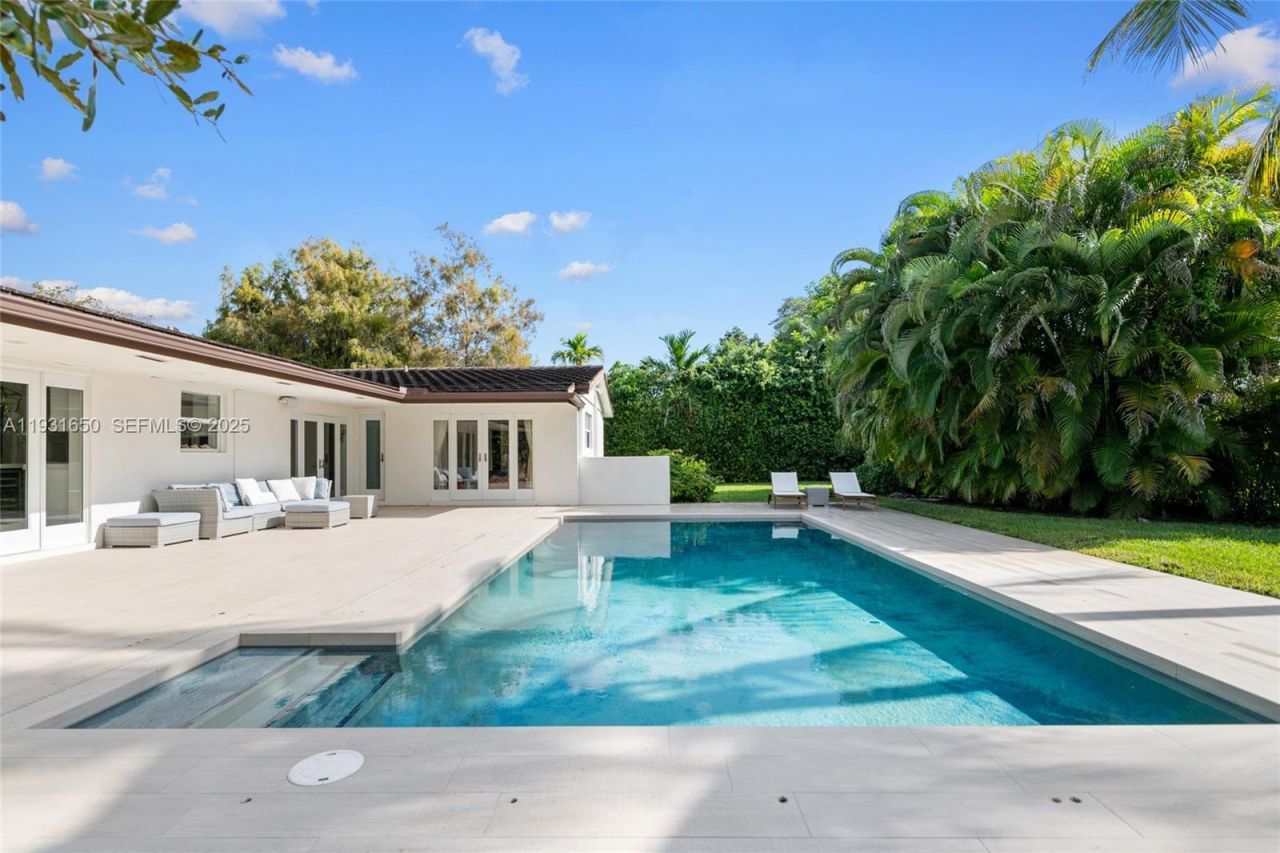 7360 SW 115th St, Pinecrest, FL 33156 Photo