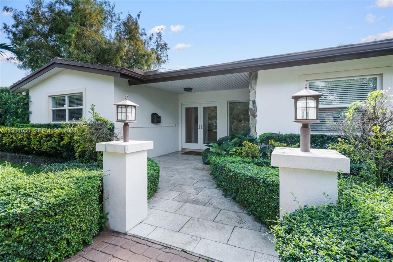 7360 SW 115th St, Pinecrest, FL 33156 Photo