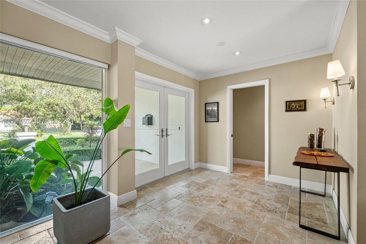 7360 SW 115th St, Pinecrest, FL 33156 Photo