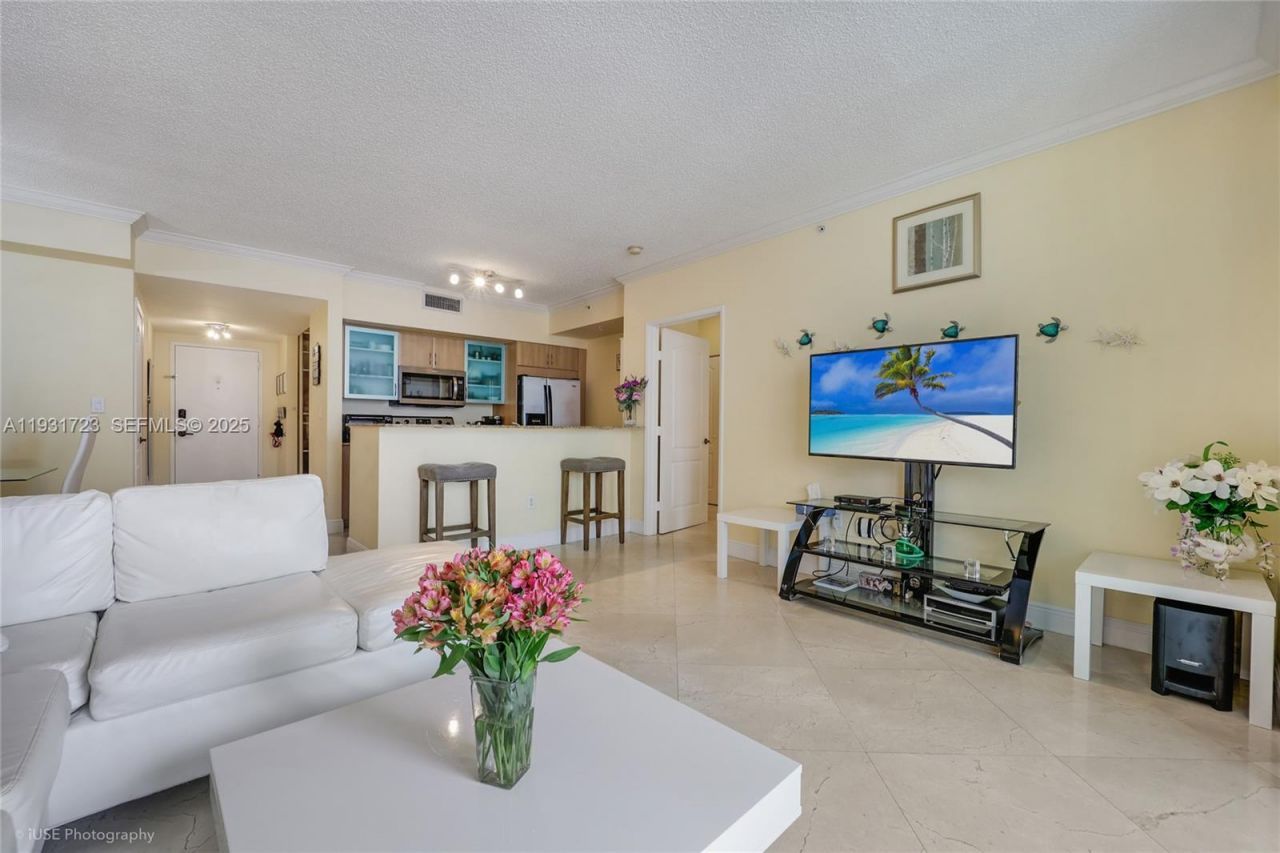 17555 Atlantic Blvd, Unit 1205, Sunny Isles Beach, FL 33160 Photo
