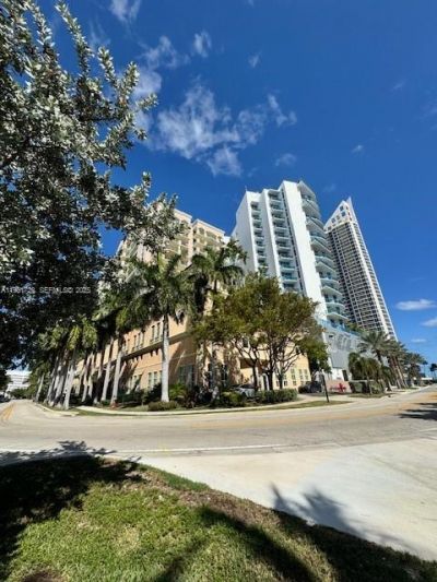 17555 Atlantic Blvd, Unit 1205, Sunny Isles Beach, FL 33160 Photo